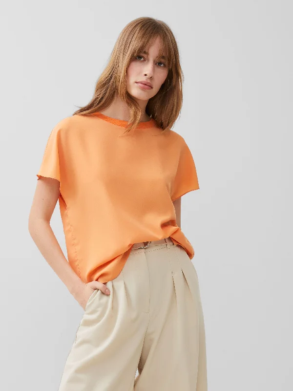 Crepe Light Crew Neck Top